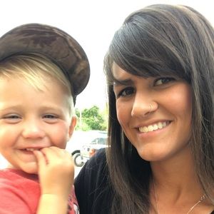 Meet your Posher, Naomi